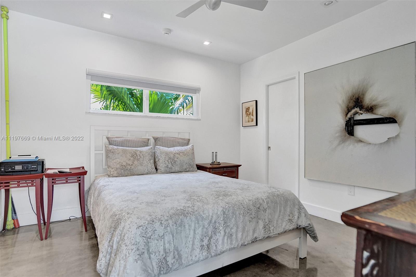 COLLINS ESTATES 1ST ADDN - Residential