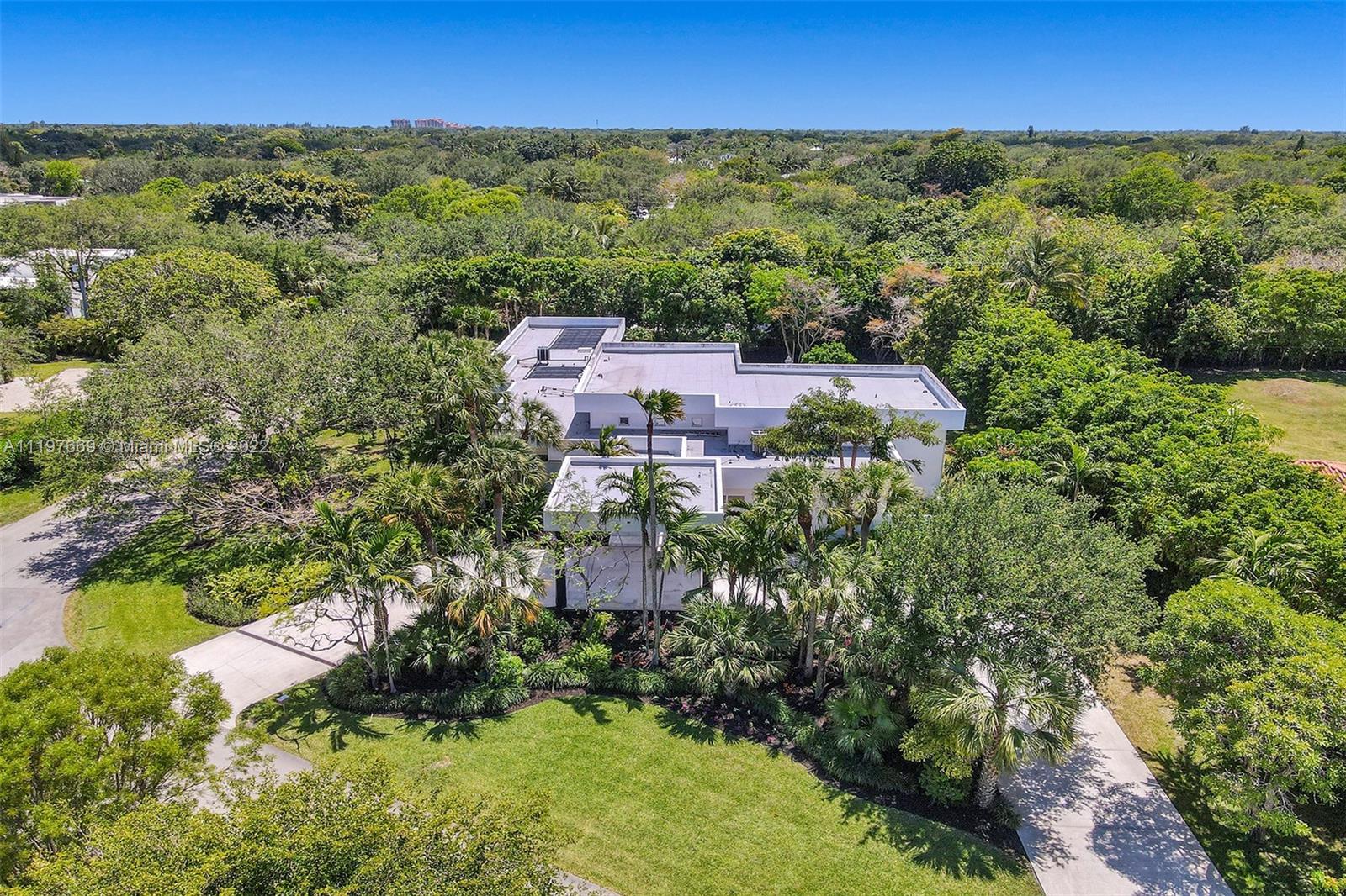 COLLINS ESTATES 1ST ADDN - Residential