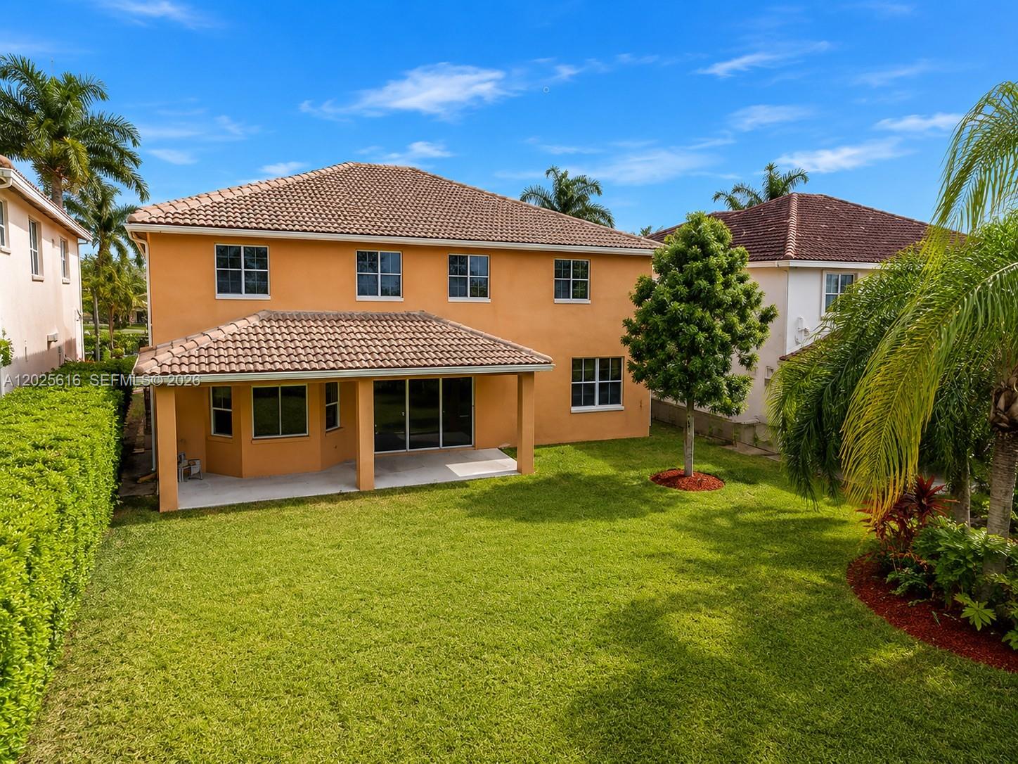 SECTOR 2-PARCELS 9 & 10 - Residential Lease