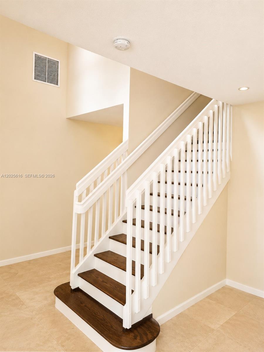 SECTOR 2-PARCELS 9 & 10 - Residential Lease
