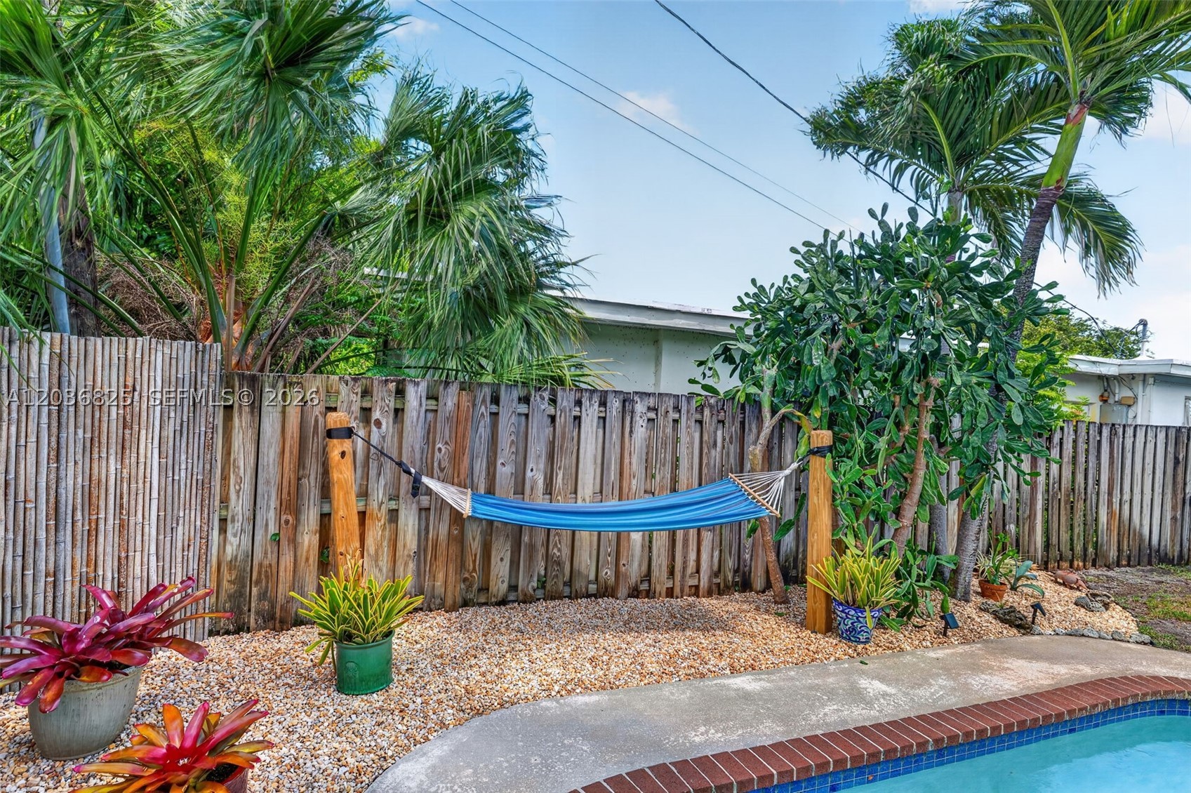 NORTH ANDREWS GARDENS - Residential