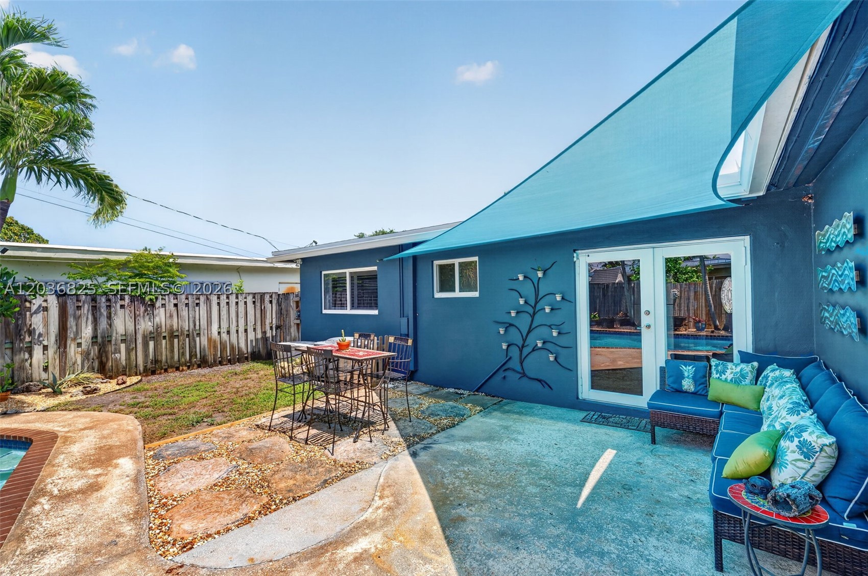 NORTH ANDREWS GARDENS - Residential