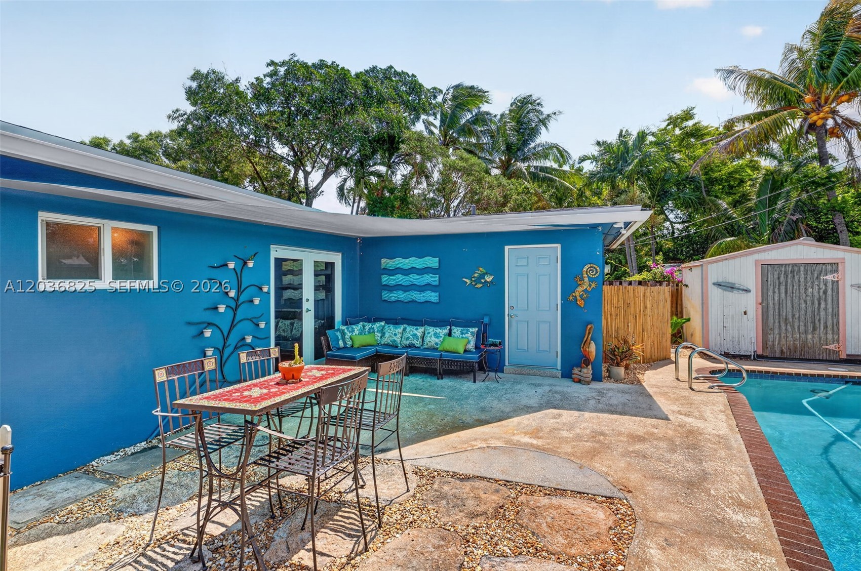 NORTH ANDREWS GARDENS - Residential