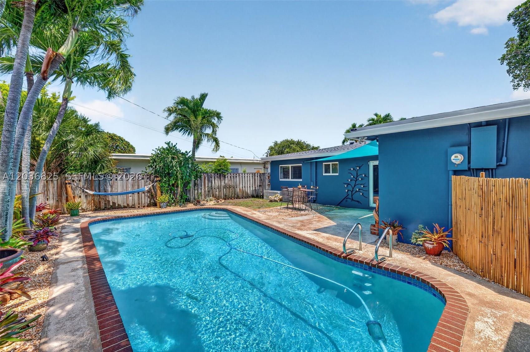 NORTH ANDREWS GARDENS - Residential