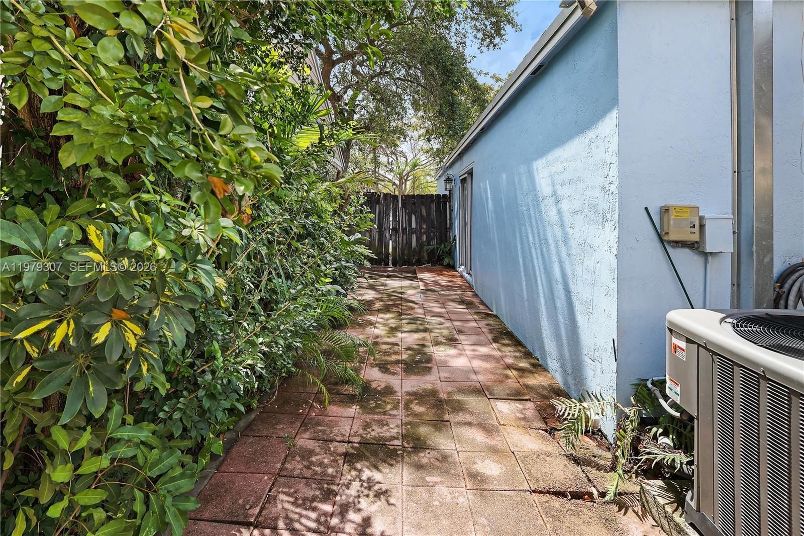 DEERWOOD VILLAS SEC 2 - Residential