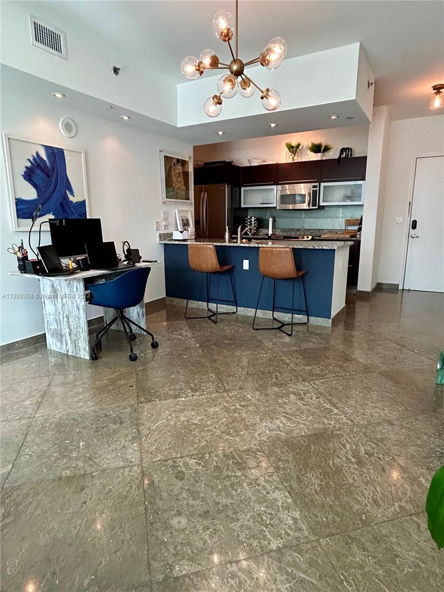 THE PLAZA 851 BRICKELL CO - Residential Lease