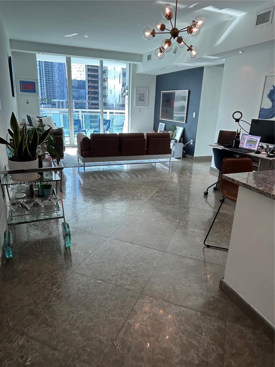 THE PLAZA 851 BRICKELL CO - Residential Lease