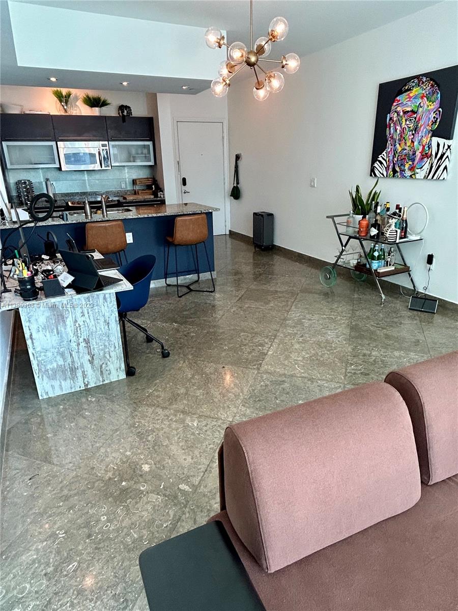 THE PLAZA 851 BRICKELL CO - Residential Lease