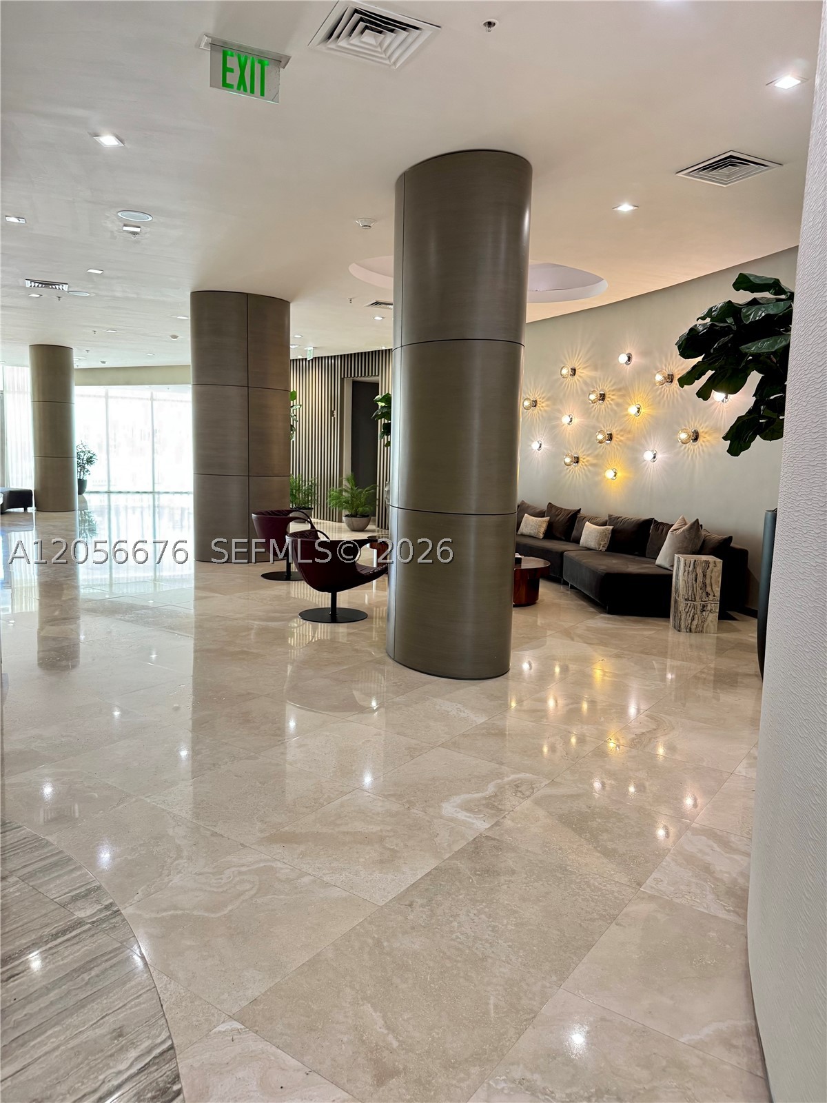 HARBOUR HOUSE - Residential
