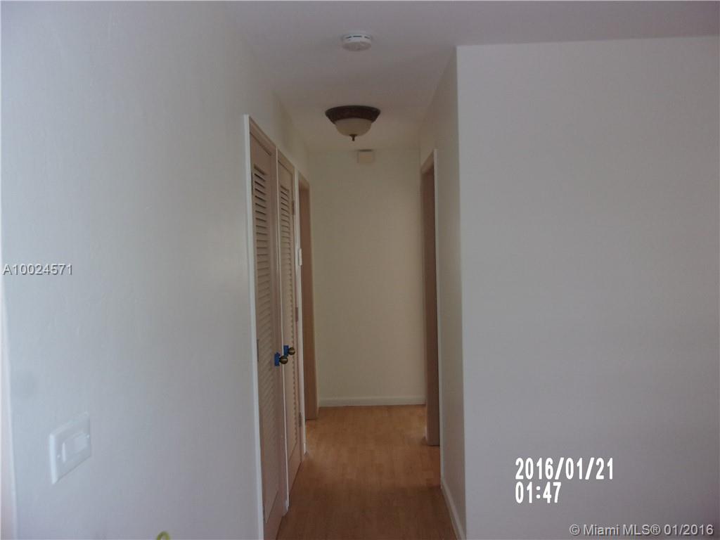 Tamarac Lakes 58-40 B - Residential Lease