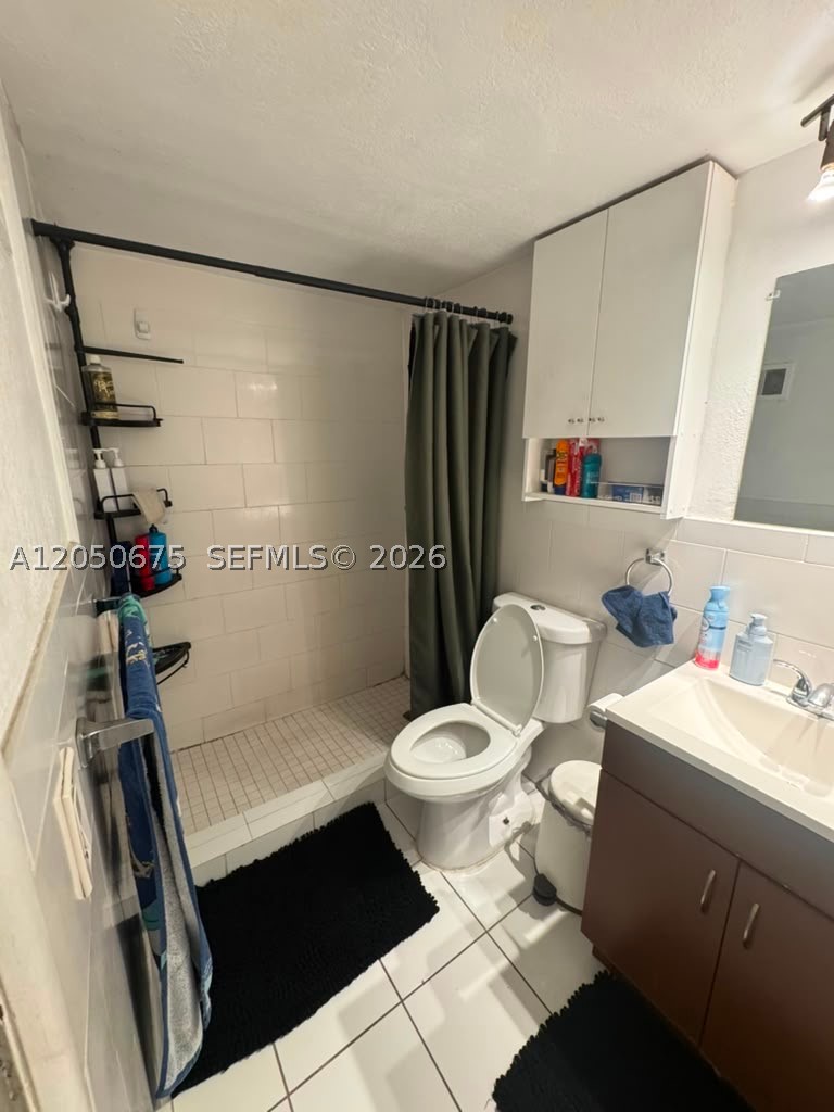 FLORIDIAN ARMS CONDO - Residential