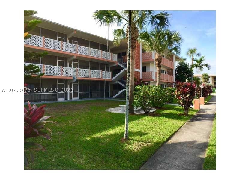 FLORIDIAN ARMS CONDO - Residential
