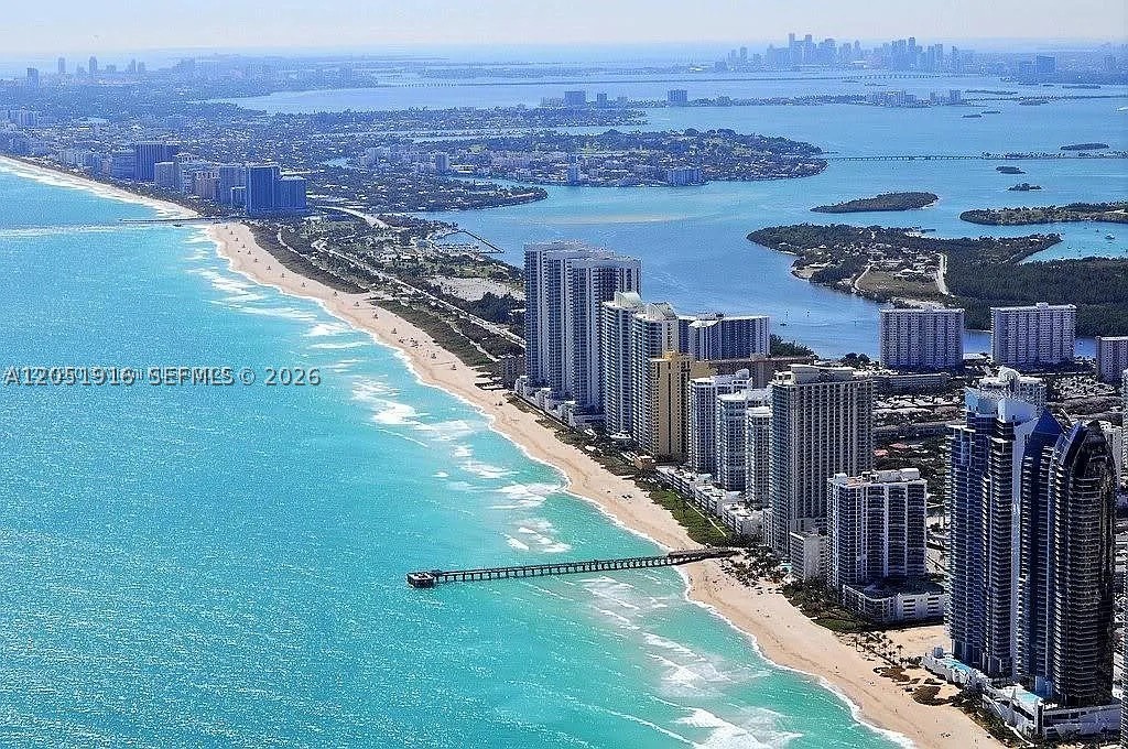 BEACH CLUB TWO CONDO - Residential Lease