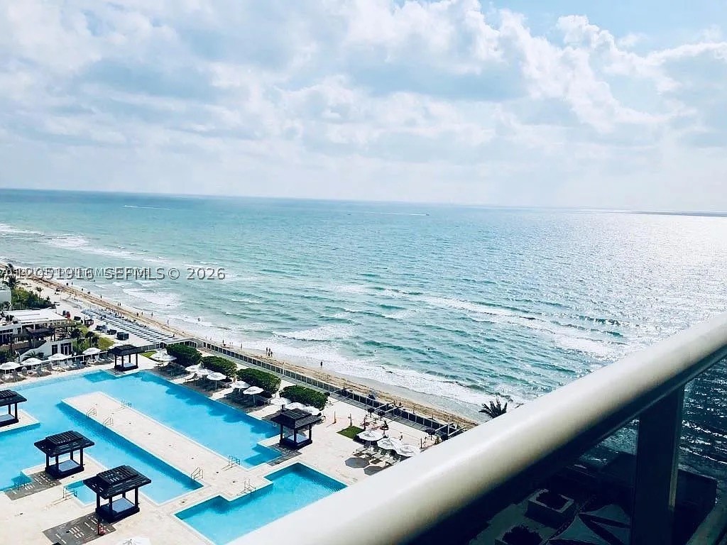 BEACH CLUB TWO CONDO - Residential Lease
