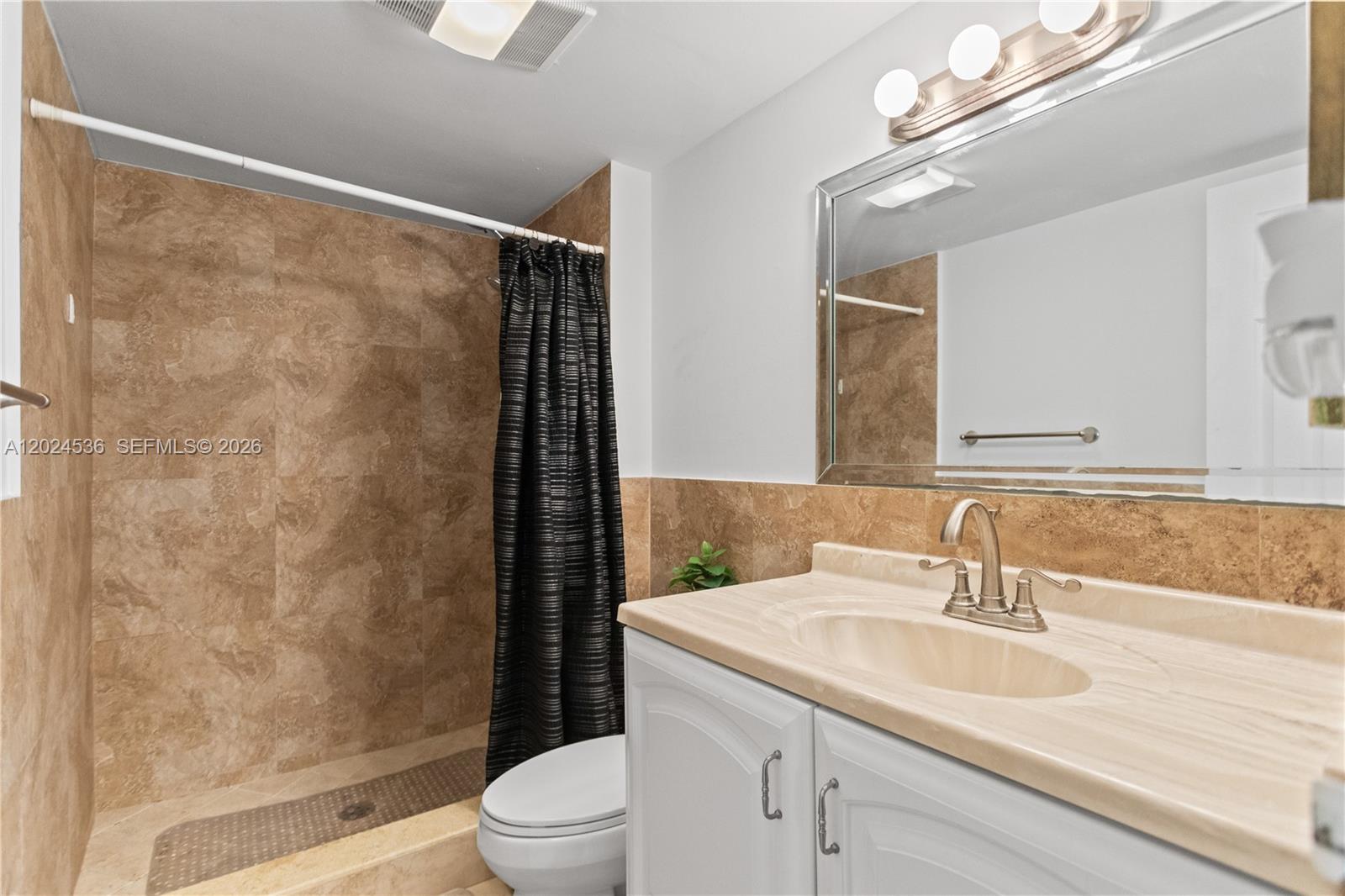 ARLEN HOUSE EAST CONDO - Residential Lease