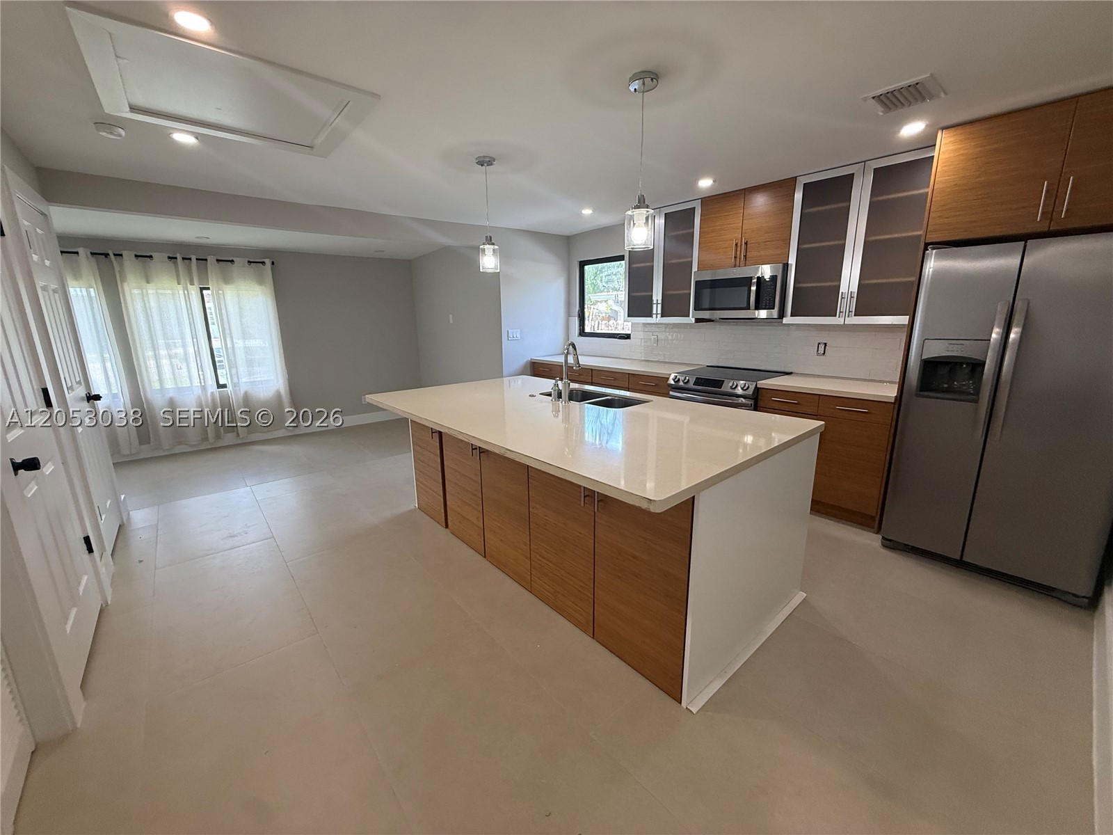 HOLLYWOOD BEACH HEIGHTS S - Residential