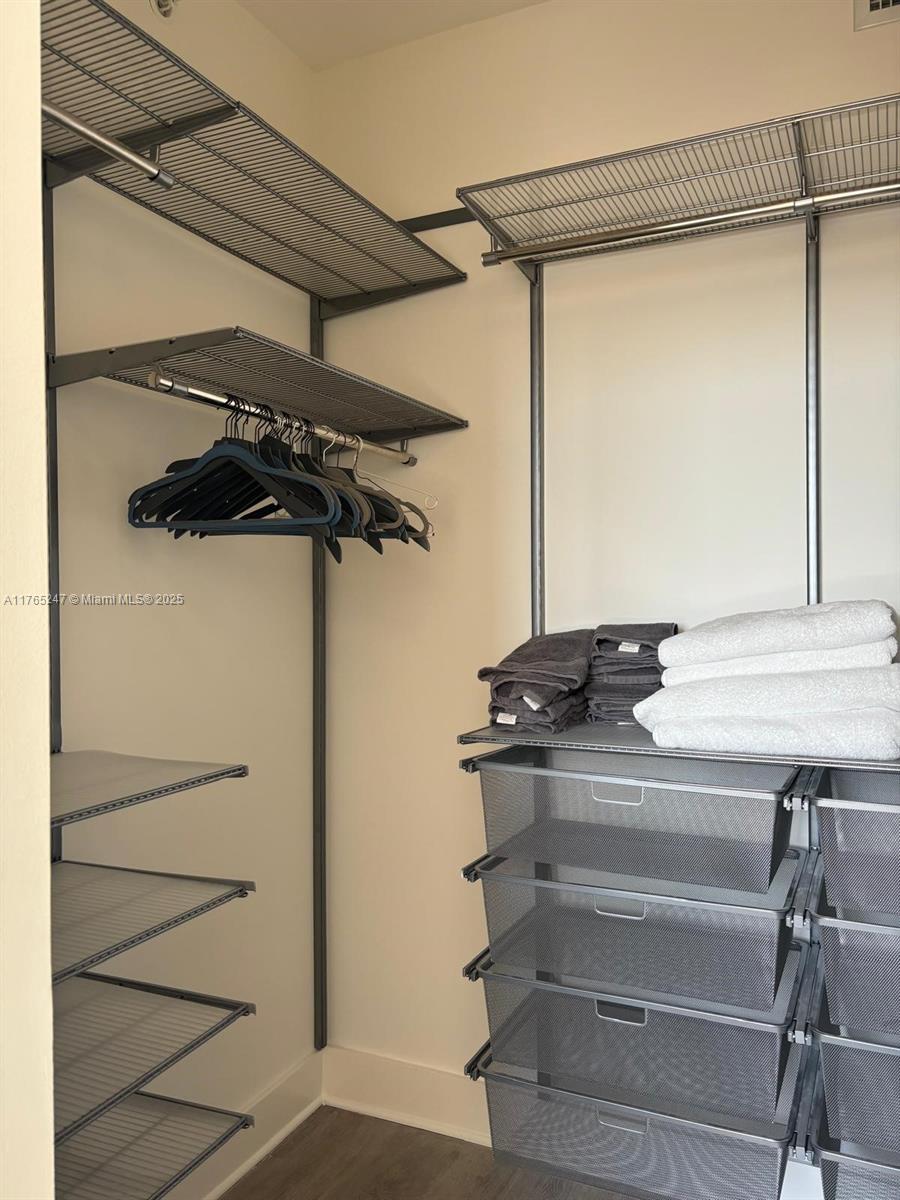 PUERTA DE PALMAS CONDO - Residential Lease
