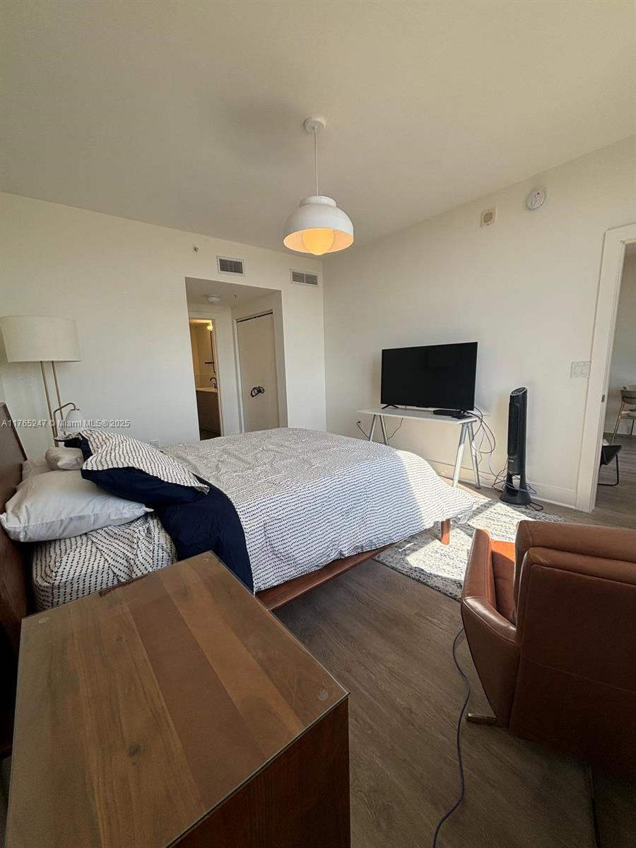 PUERTA DE PALMAS CONDO - Residential Lease