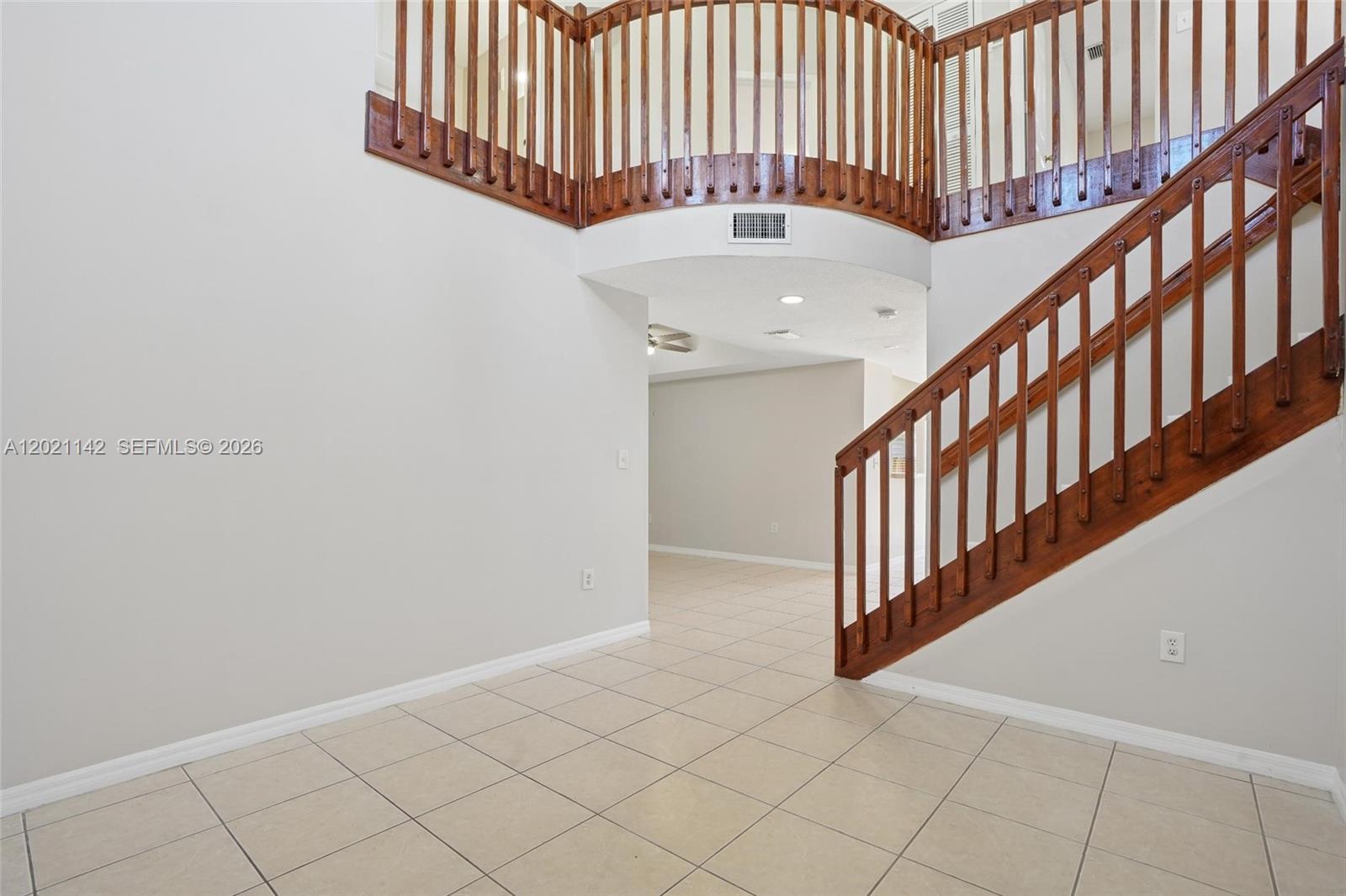 KENDALL VILLAGE TOWNVILLAS - Residential