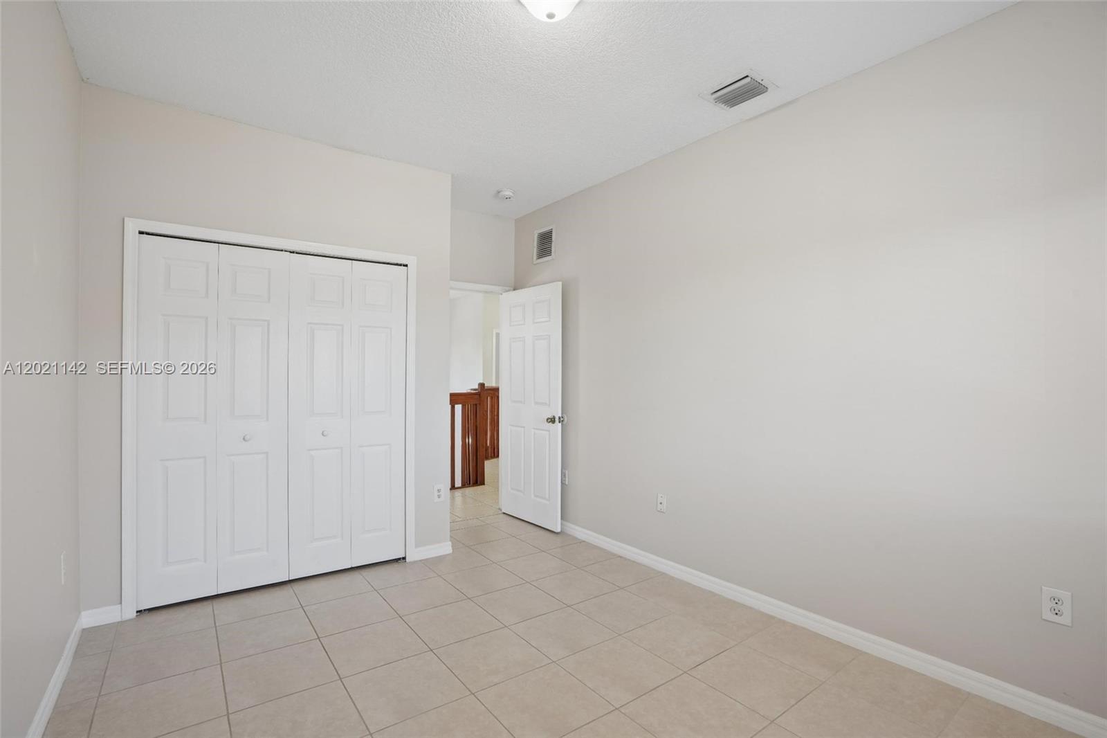 KENDALL VILLAGE TOWNVILLAS - Residential