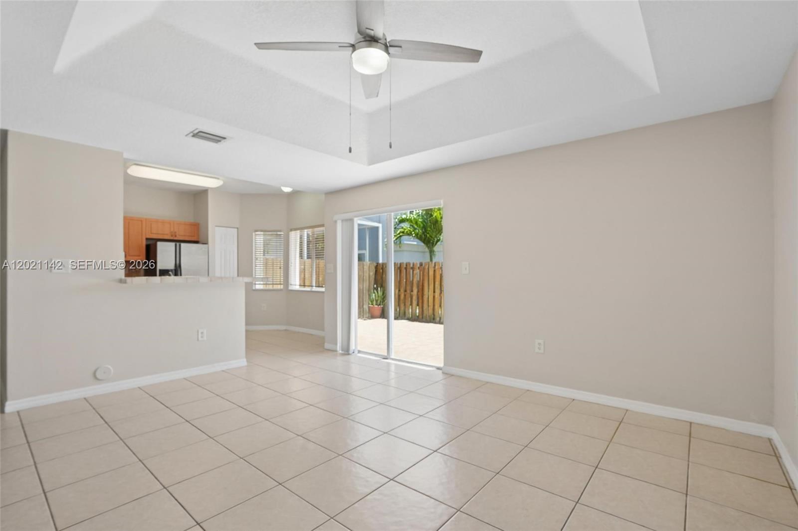 KENDALL VILLAGE TOWNVILLAS - Residential