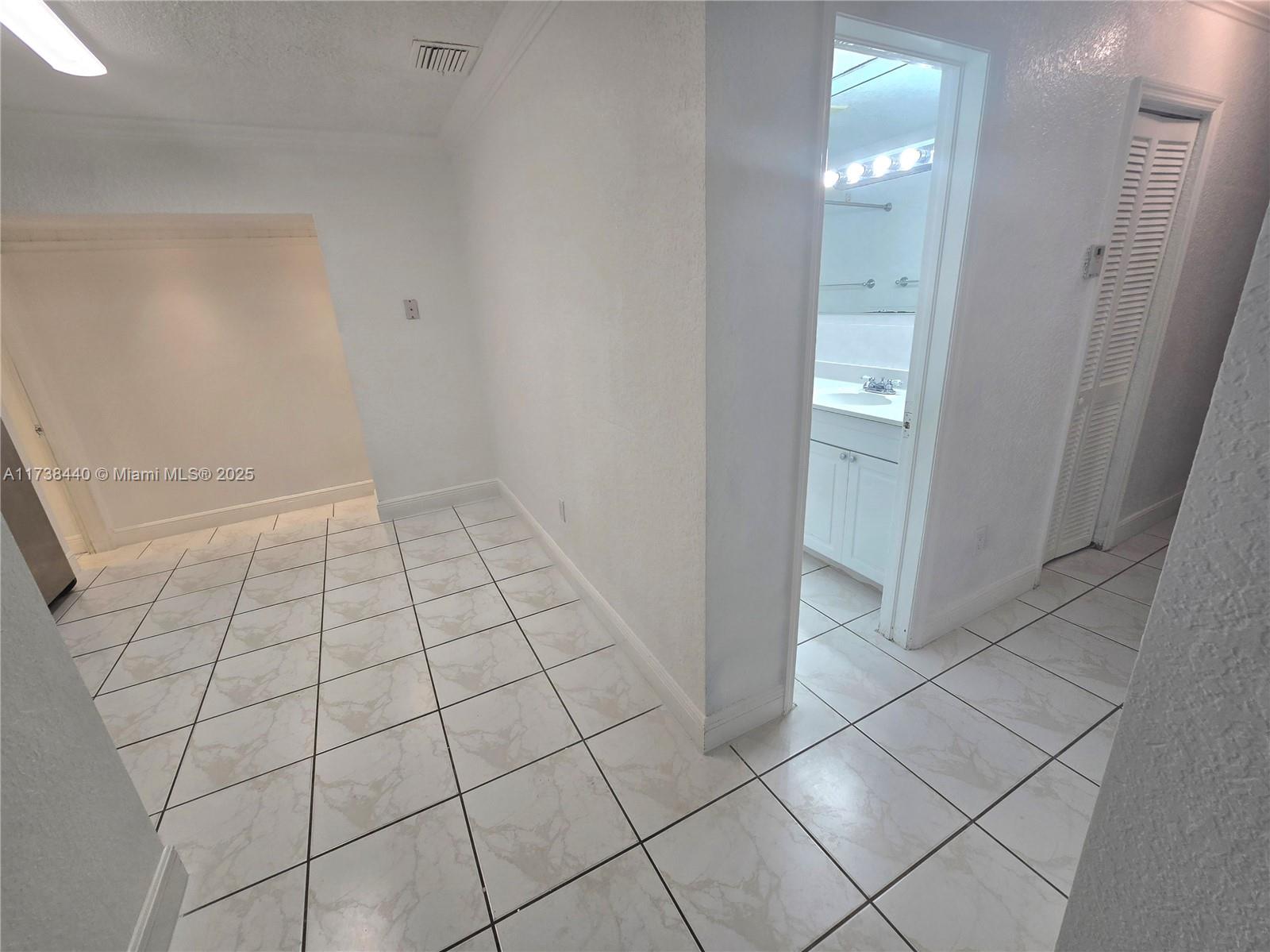 RICHARDSON-KELLETT LAND C - Residential Lease