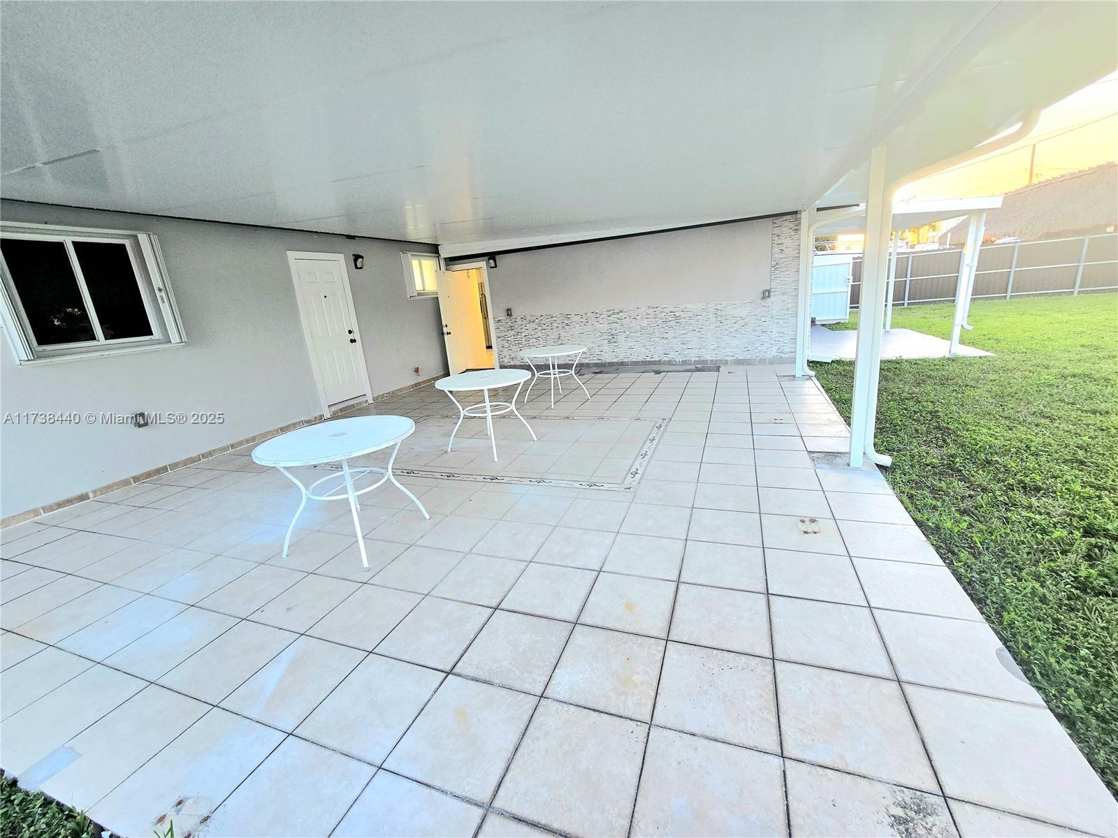 RICHARDSON-KELLETT LAND C - Residential Lease