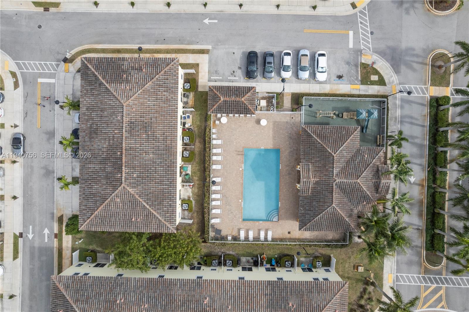 CRICKET CLUB - Residential
