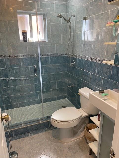 EL PRADO XV CONDO - Residential Lease
