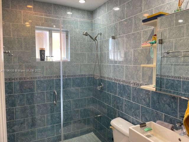 EL PRADO XV CONDO - Residential Lease