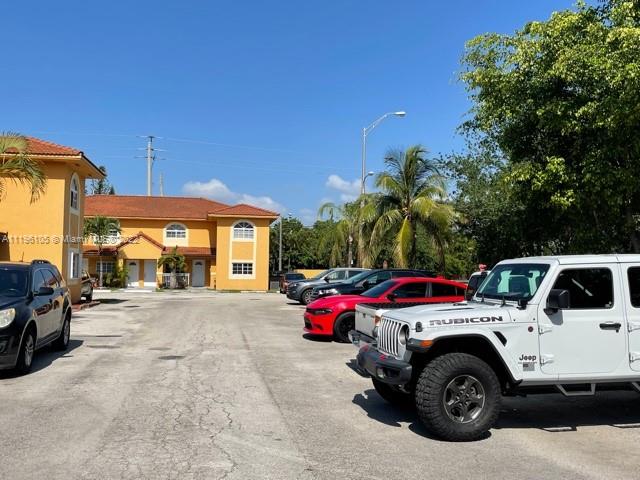 EL PRADO XV CONDO - Residential Lease