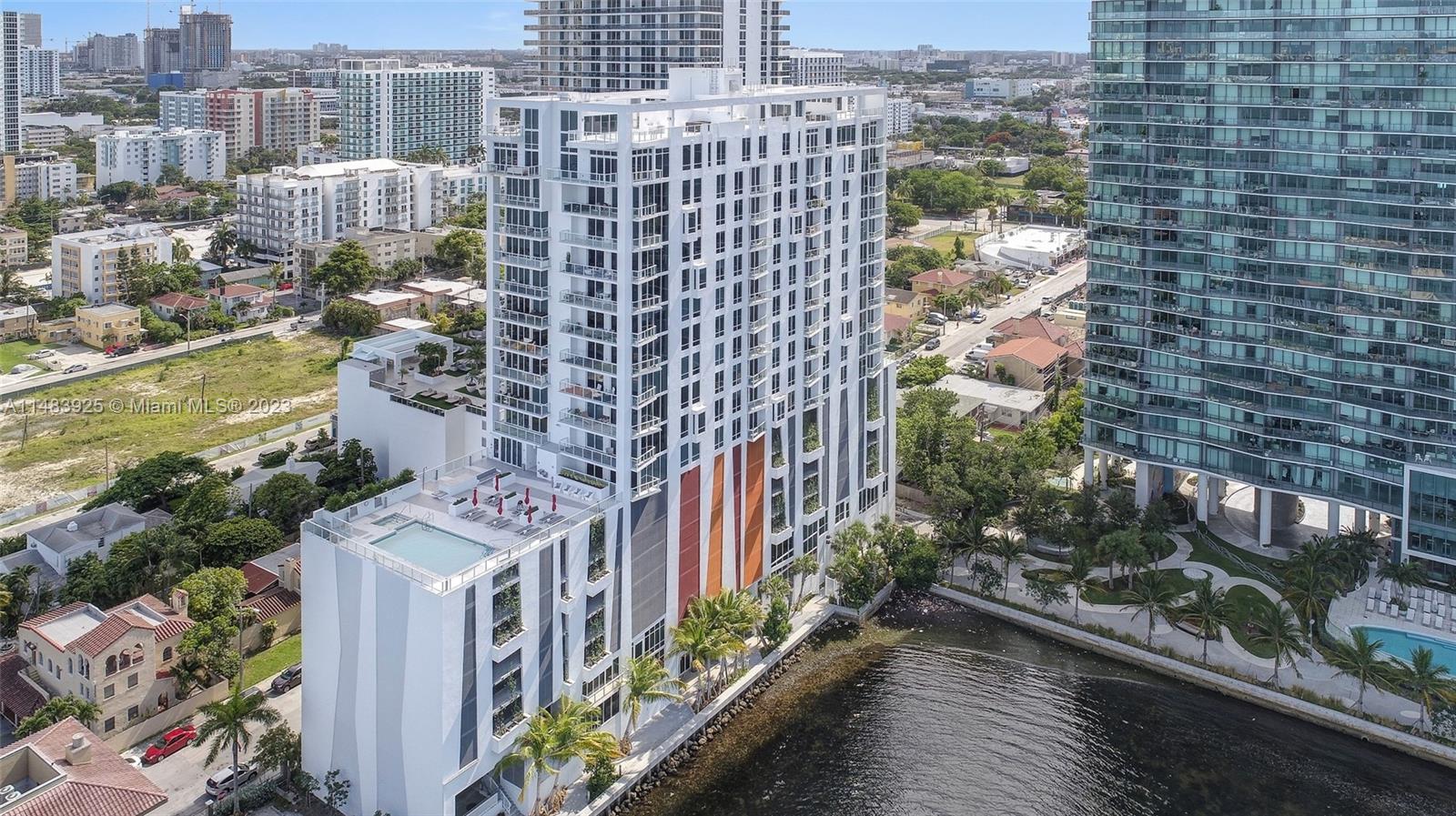 THE CRIMSON CONDOMINIUM - Residential Lease