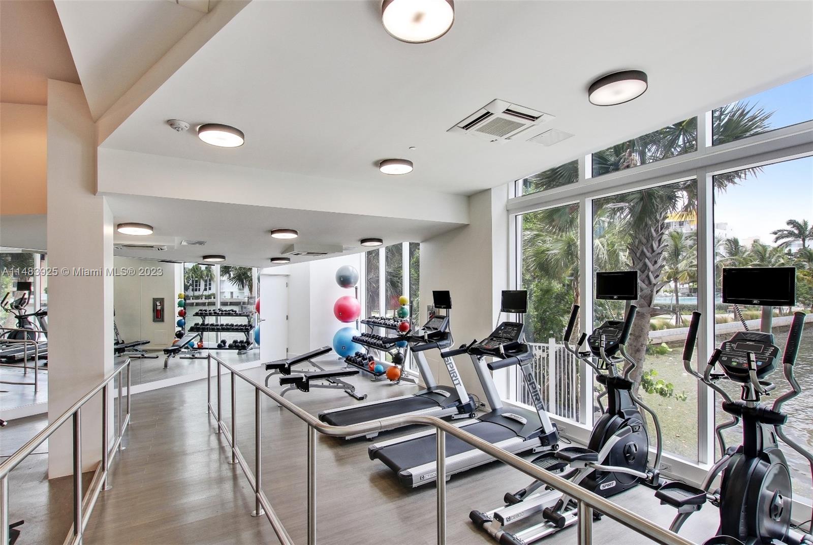 THE CRIMSON CONDOMINIUM - Residential Lease