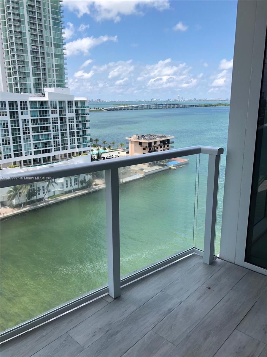 THE CRIMSON CONDOMINIUM - Residential Lease