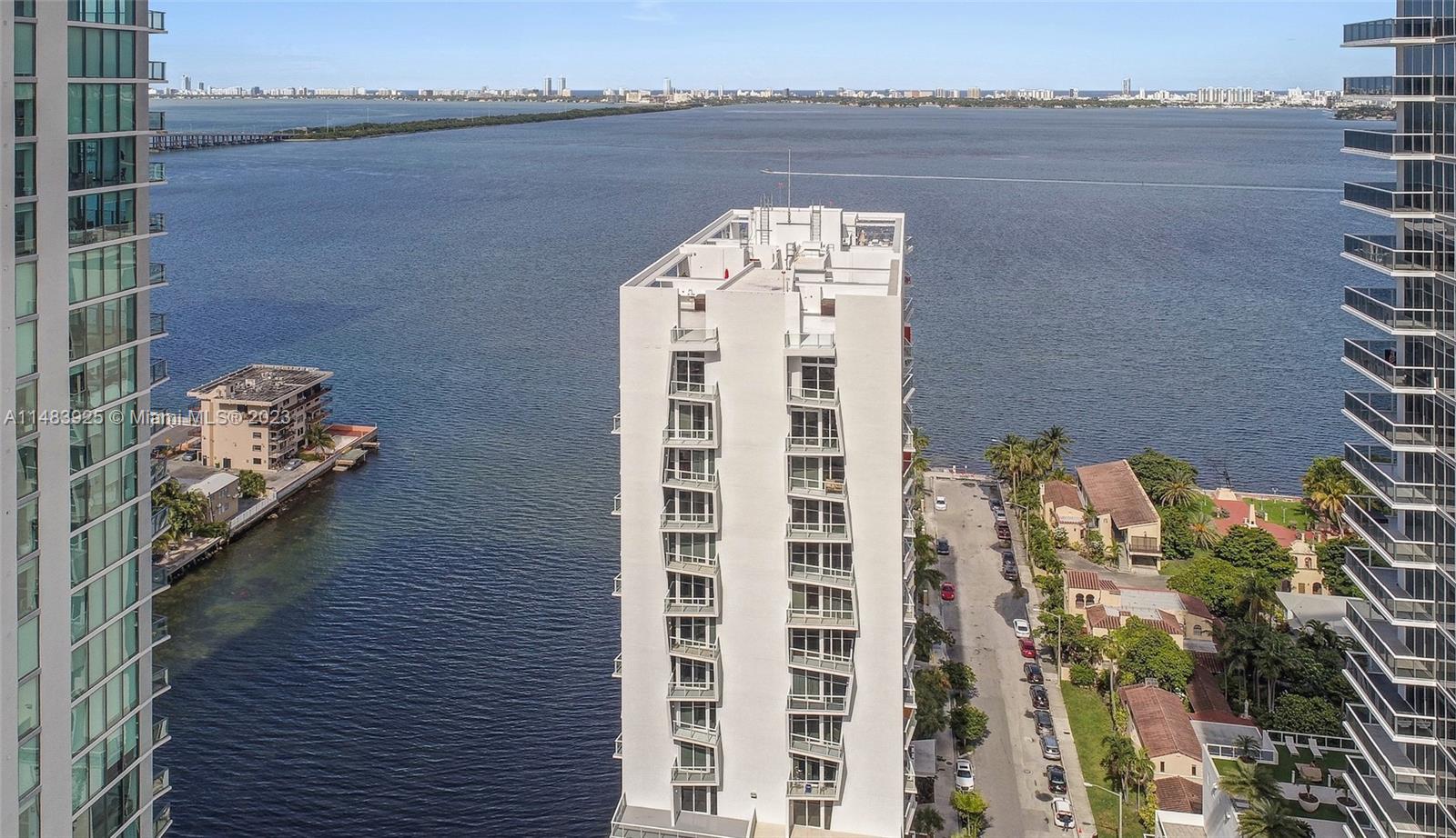 THE CRIMSON CONDOMINIUM - Residential Lease