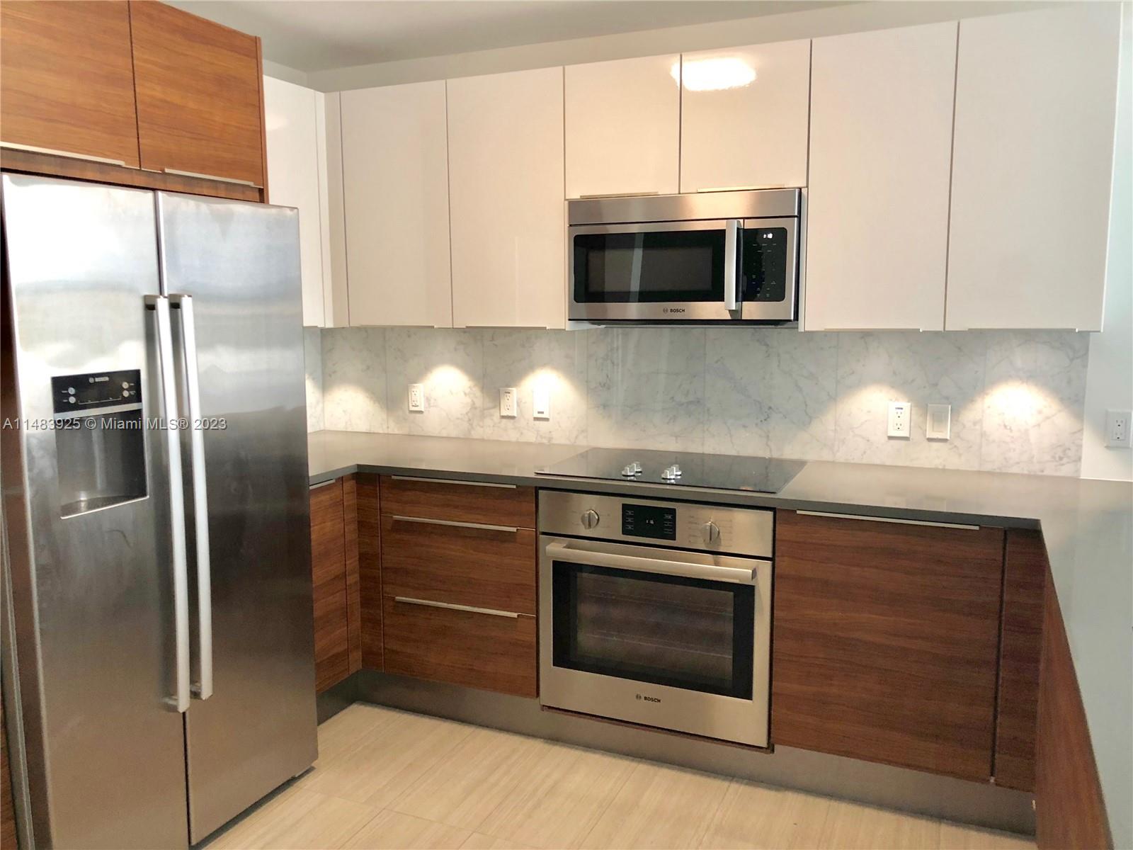 THE CRIMSON CONDOMINIUM - Residential Lease