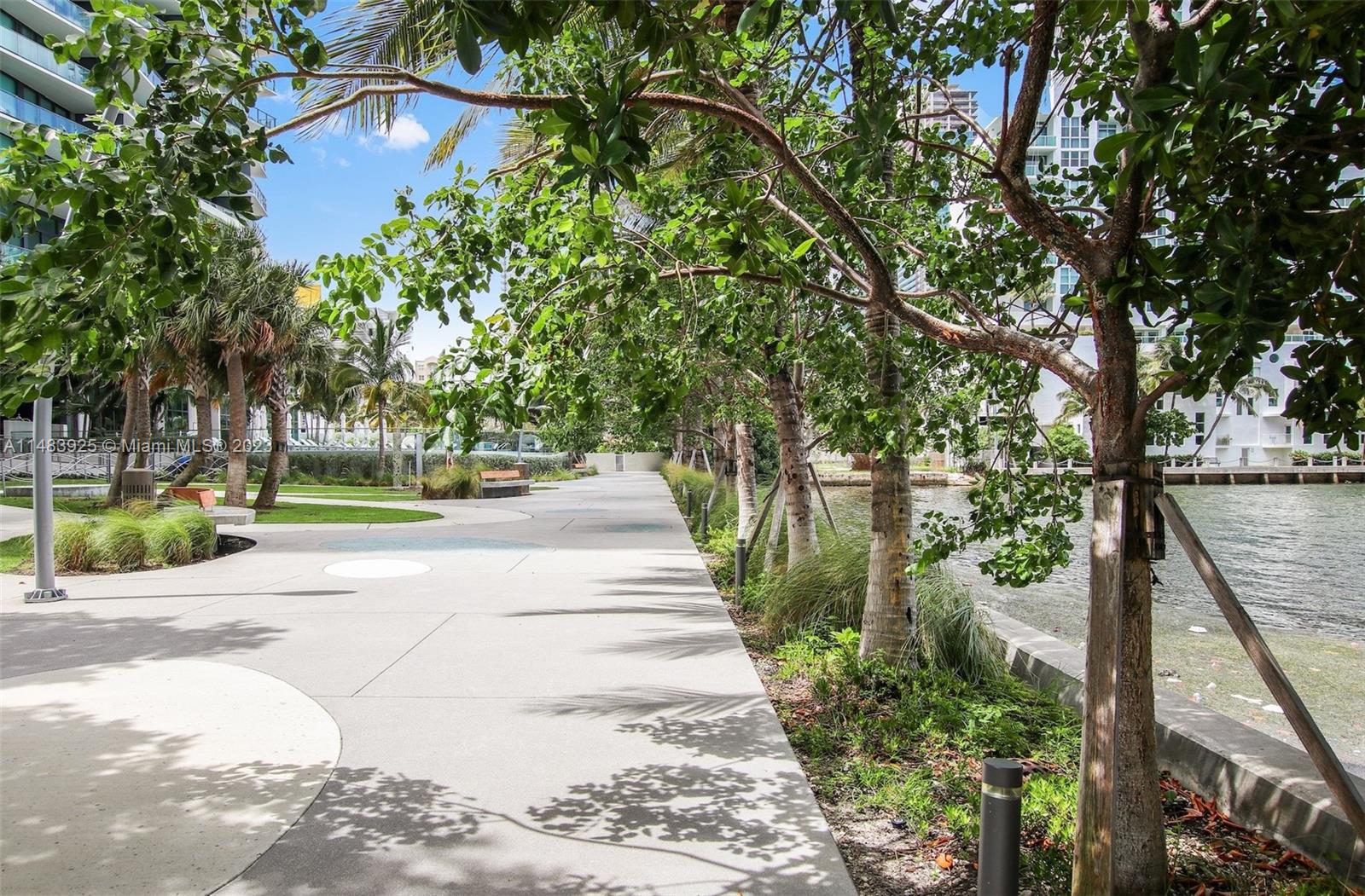 THE CRIMSON CONDOMINIUM - Residential Lease