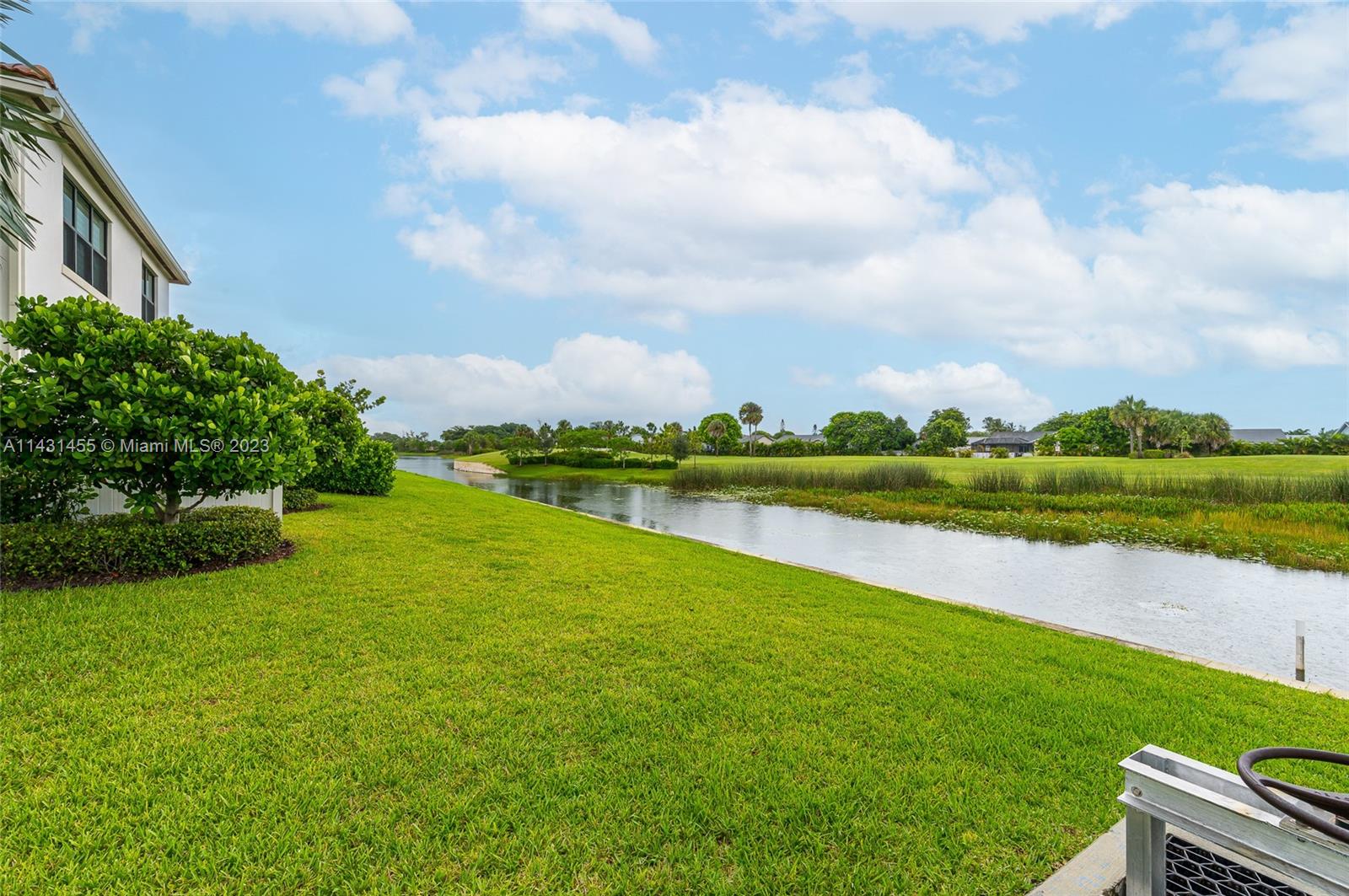 BOCA DUNES PUD - Residential Lease
