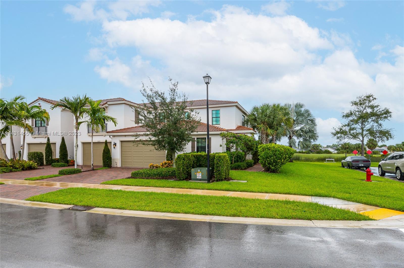 BOCA DUNES PUD - Residential Lease