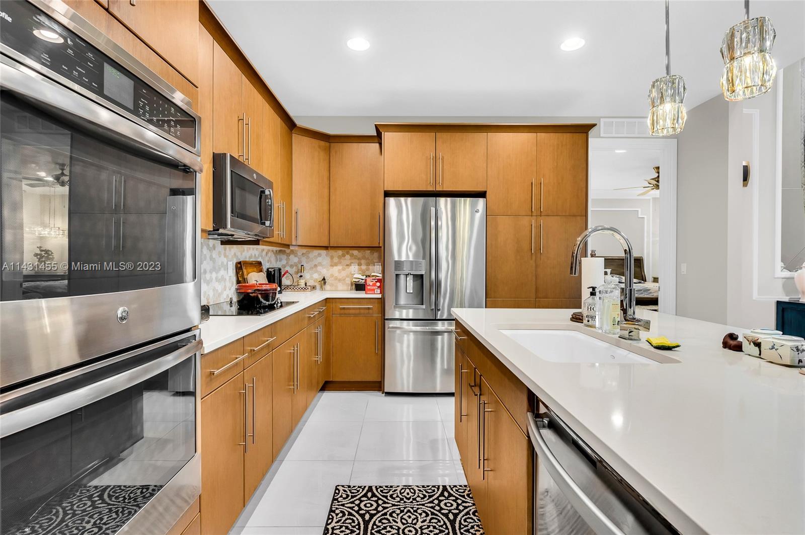 BOCA DUNES PUD - Residential Lease