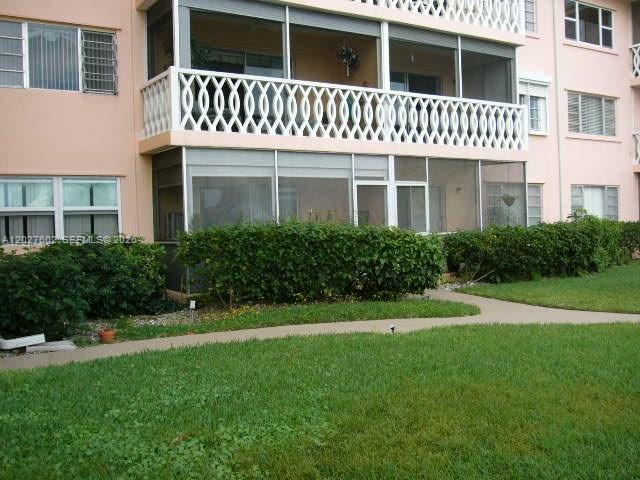 CRYSTAL COVE INC CONDO - Residential Lease