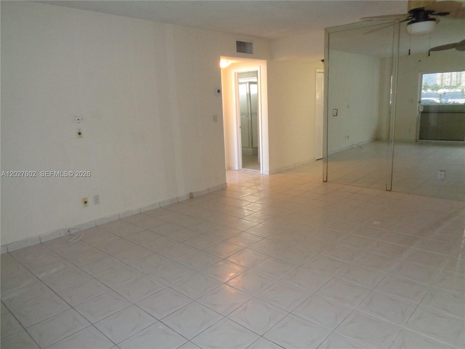 CRYSTAL COVE INC CONDO - Residential Lease