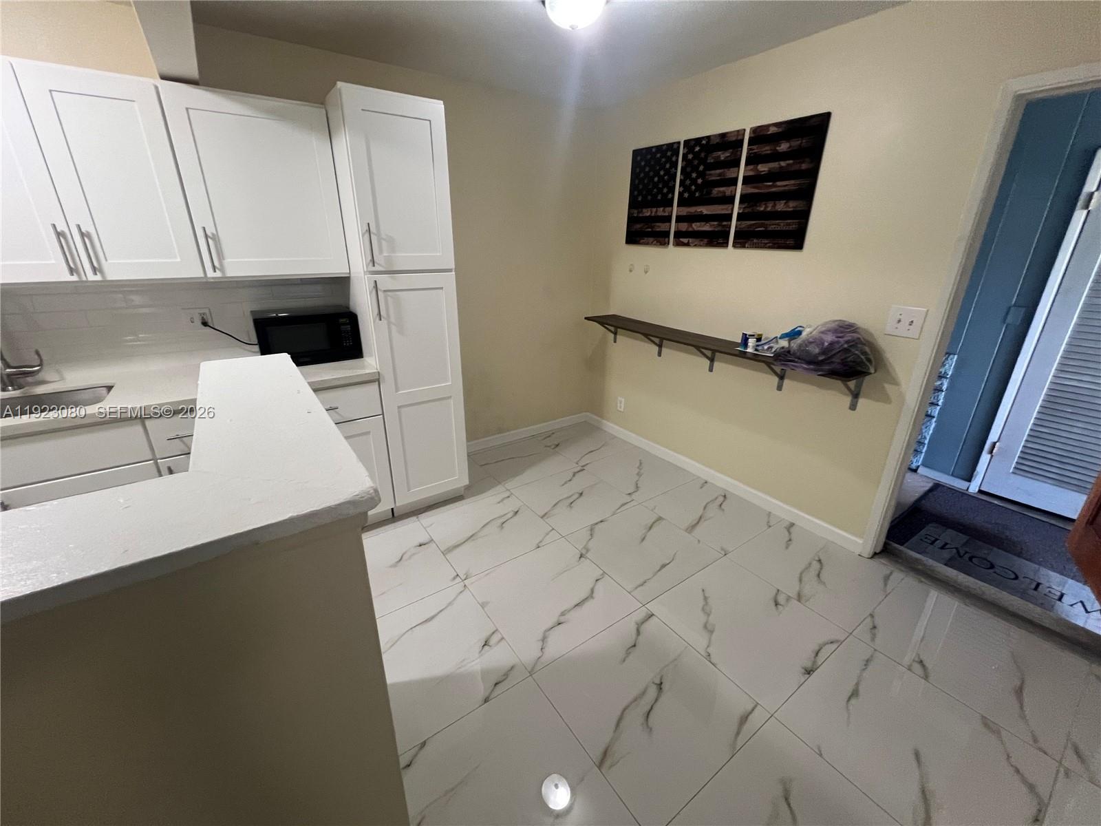 CORAL RIDGE ISLES - Residential Lease