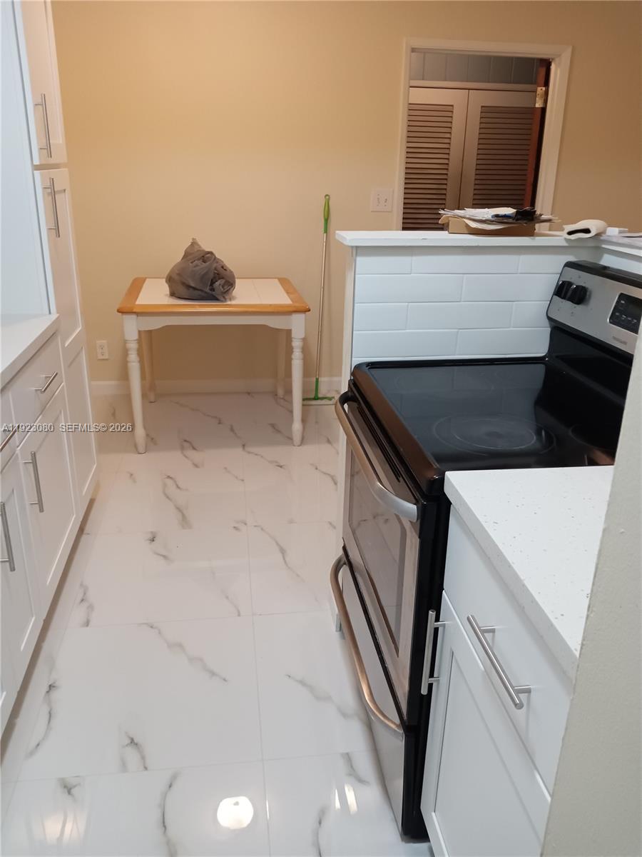 CORAL RIDGE ISLES - Residential Lease