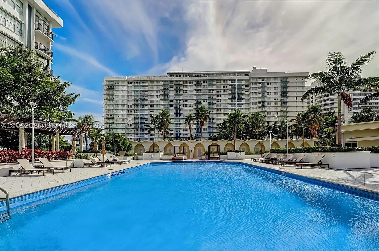 5600 CONDO - Residential