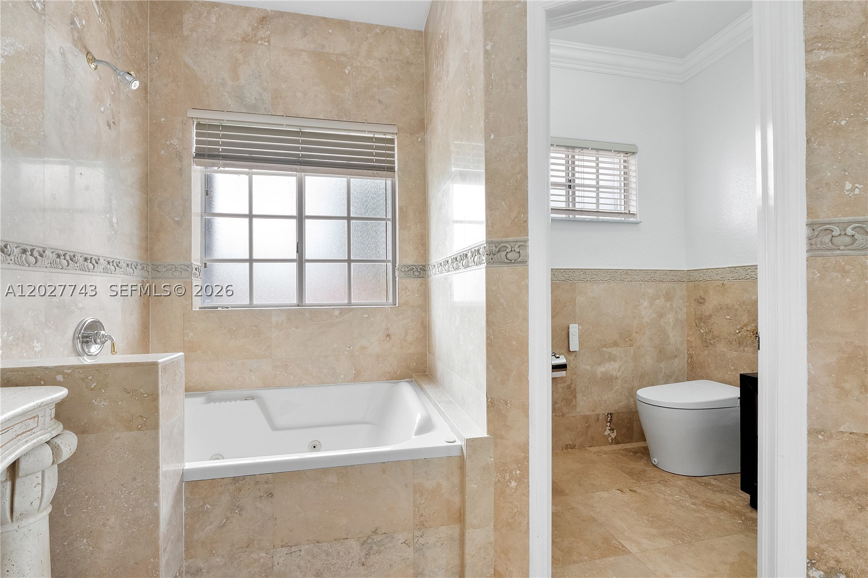 GENESIS OAK GARDENS - Residential