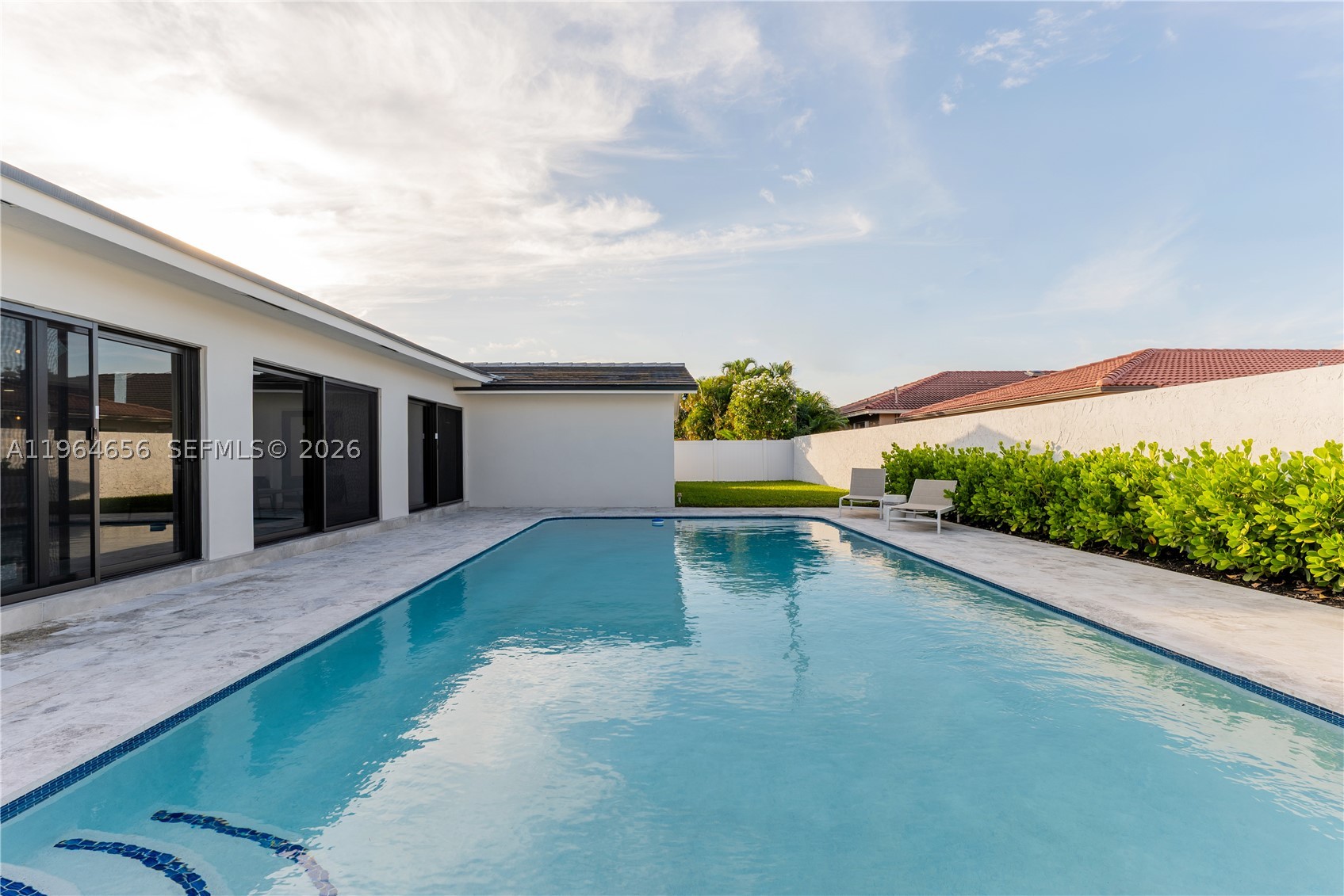 CORAL RIDGE COUNTRY CLUB - Residential