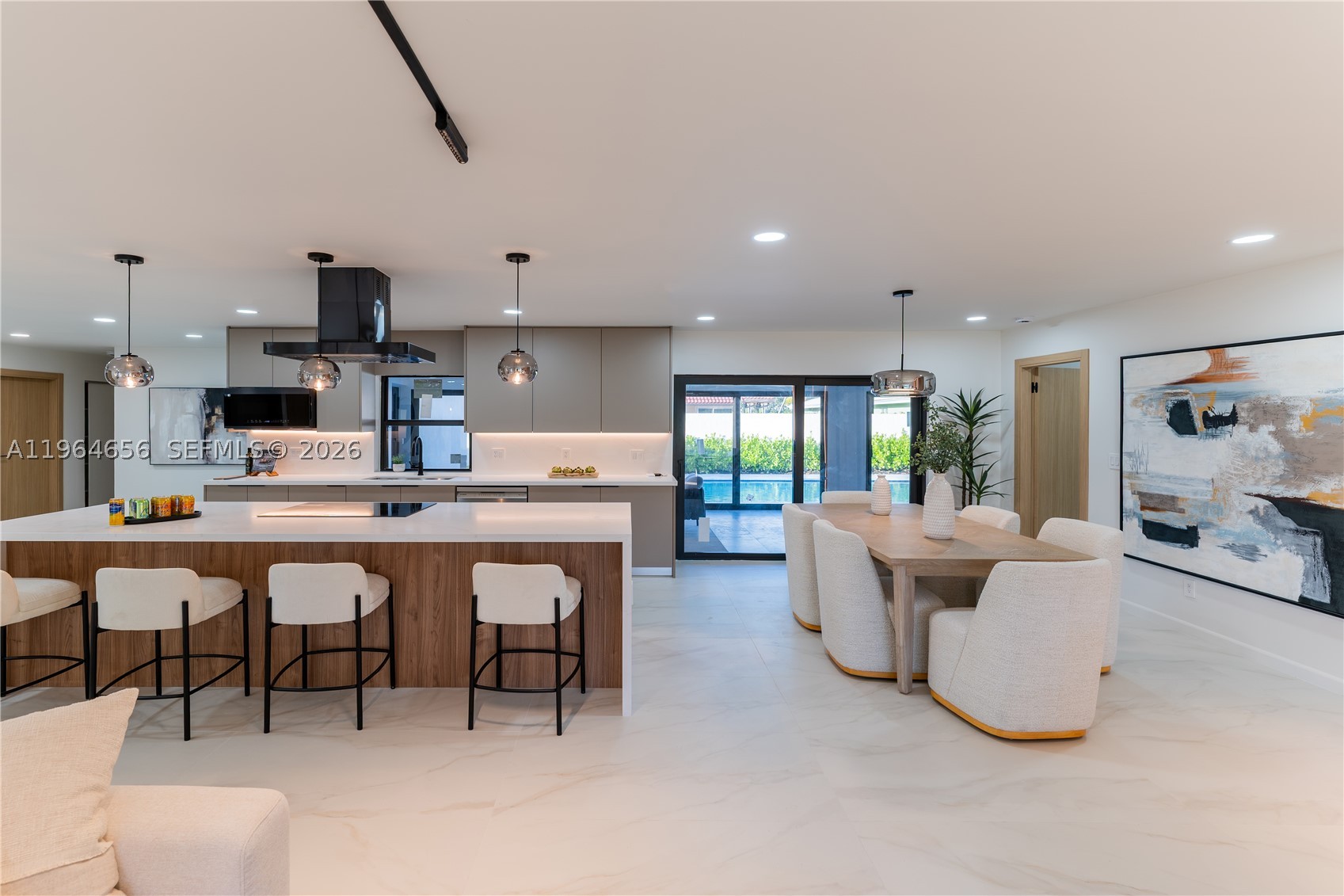 CORAL RIDGE COUNTRY CLUB - Residential