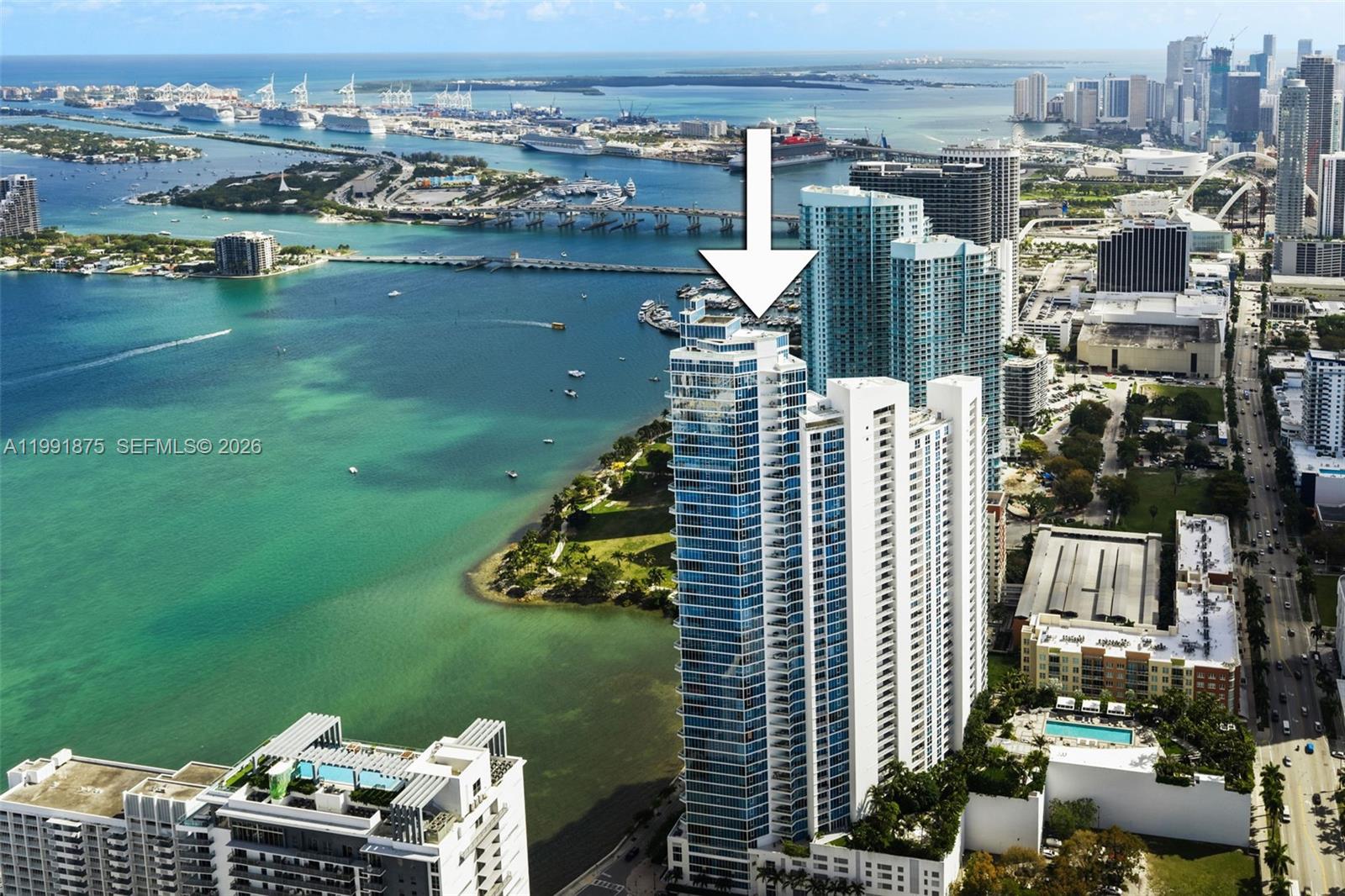 PARAMOUNT BAY CONDO - Residential