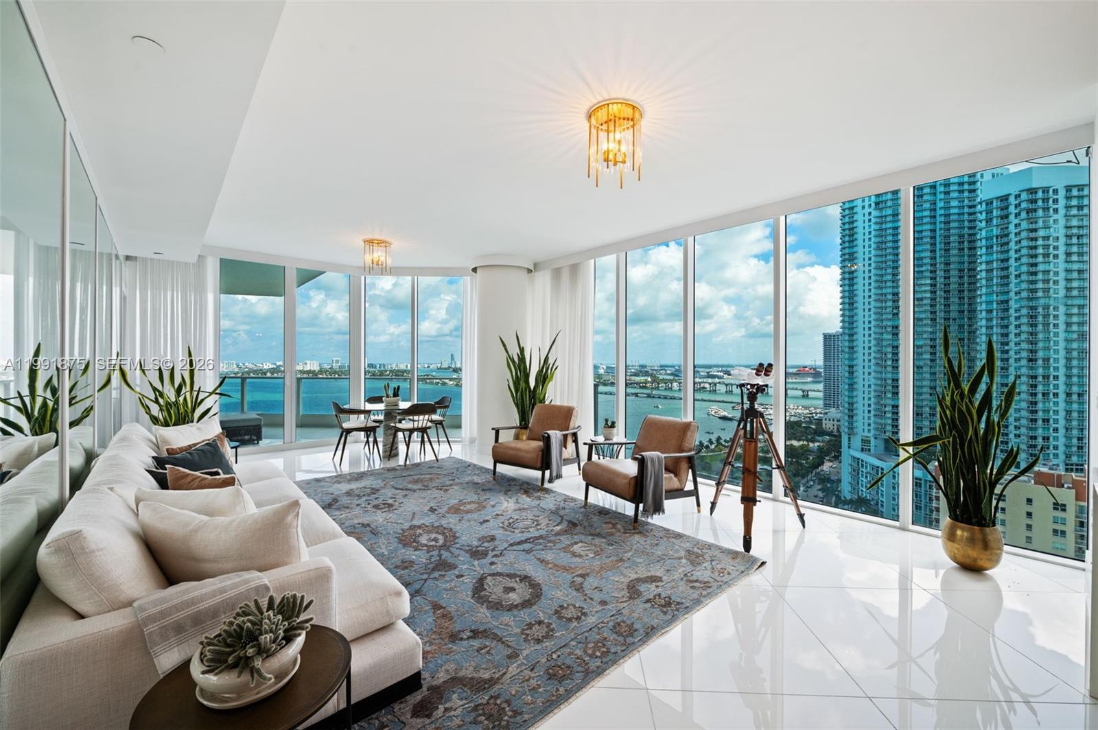 PARAMOUNT BAY CONDO - Residential